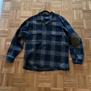GUC Pendleton wool blue plaid flannel shacket